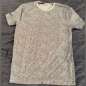 Express Stretch Gray Short Sleeve Tee
